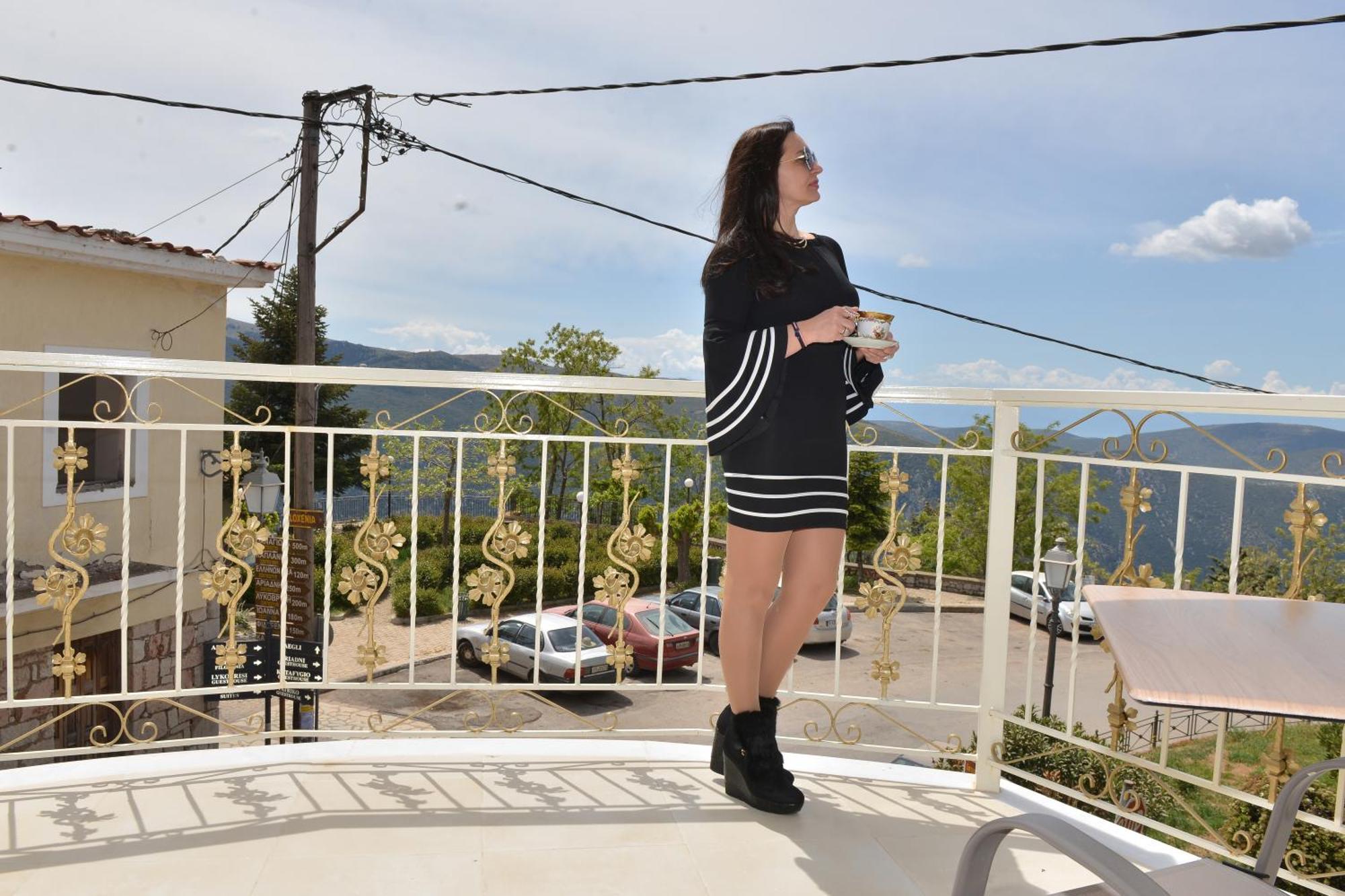 Tokastro 1 *
